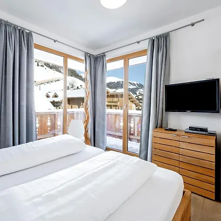 In Near Slopes Apartment